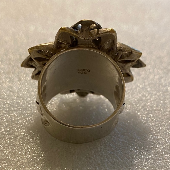 Virgins Saints & Angels Dew Divine Ring - Picture 8 of 9